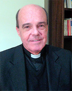 Mons. Jaime Fuentes